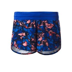 Lululemon Tracker Short IV Size 8